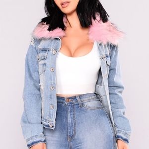 Brand new Fur collar denim jacket
